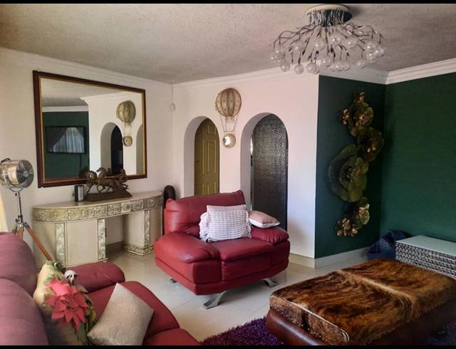 3 BEDROOM HOUSE FOR SALE IN SEBOKENG UNIT 10